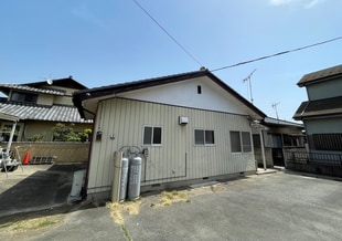 上新田町堤貸住宅の物件外観写真